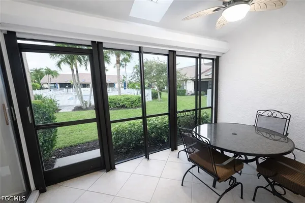 Property Slideshow image 2 of 21 | 11471 caravel cir 3204, Fort Myers, FL, 33908