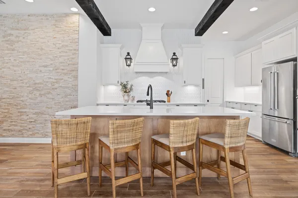 Property Slideshow image 2 of 28 | 925 indian hawthorne dr gh-39, Georgetown, TX, 78628
