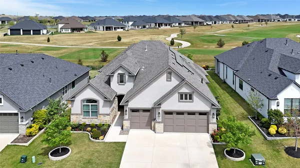 Property Slideshow image 3 of 40 | 11012 cartwright dr, Denton, TX, 76207