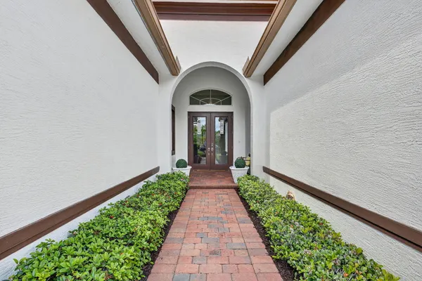 Property Slideshow image 2 of 59 | 21852 sw tivolo way, Port St Lucie, FL, 34986