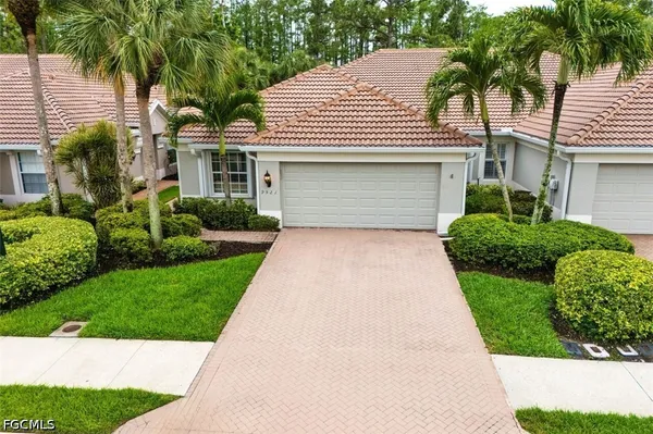 Property Slideshow image 2 of 49 | 9521 hemingway ln, Fort Myers, FL, 33913