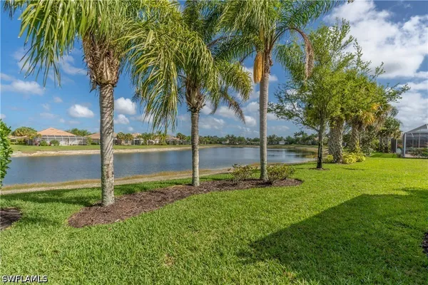 Property Slideshow image 3 of 32 | 8459 benelli ct, Naples, FL, 34114