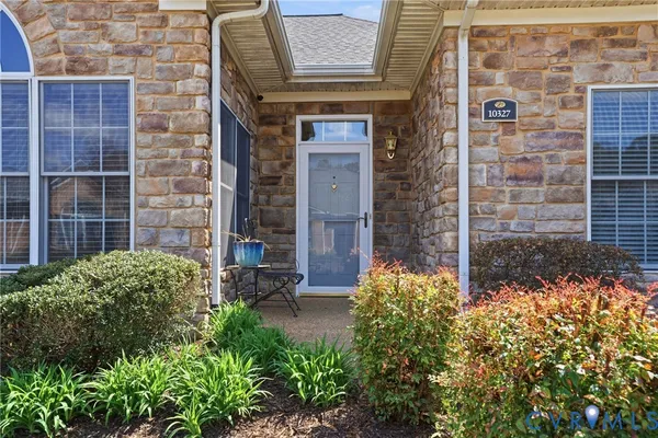 Property Slideshow image 3 of 39 | 10327 trellis crossing ln, Henrico, VA, 23238