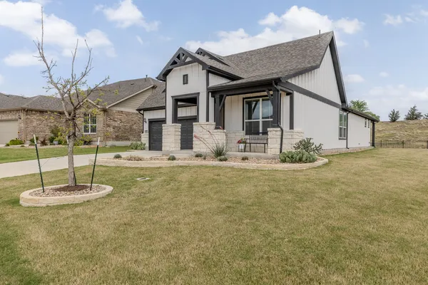Property Slideshow image 3 of 39 | 640 martingale st, Georgetown, TX, 78633
