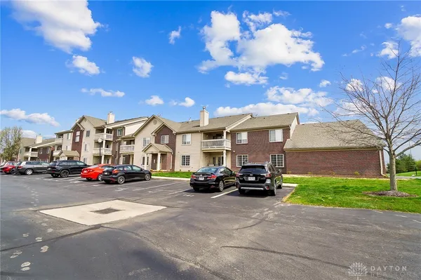 Property Slideshow image 3 of 30 | 1964 waterstone blvd 103, Miamisburg, OH, 45342