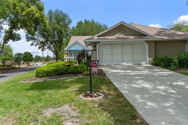 Property Slideshow image 3 of 52 | 6079 w fairhaven ct, Crystal River, FL, 34429