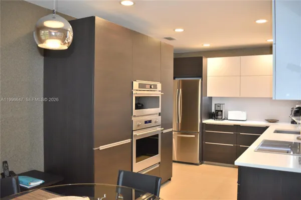 Property Slideshow image 3 of 19 | 71 eastgate dr d, Boynton Beach, FL, 33436