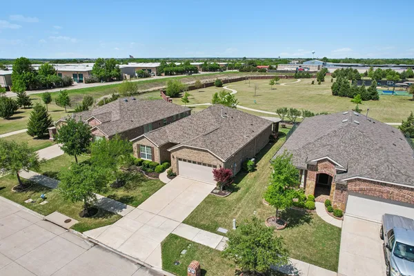 Property Slideshow image 2 of 40 | 2358 brookdale dr, Frisco, TX, 75036