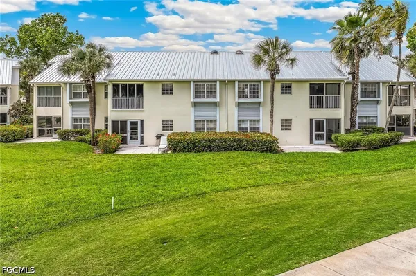 Property Slideshow image 2 of 36 | 14995 rivers edge ct 251, Fort Myers, FL, 33908