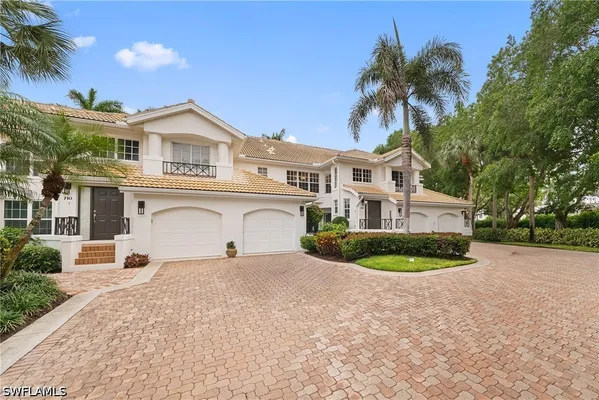 Property Slideshow image 2 of 19 | 6830 san marino dr 711a, Naples, FL, 34108
