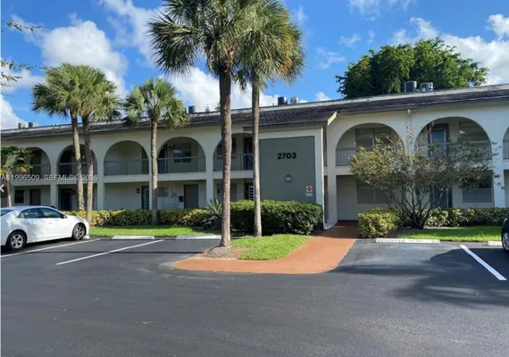 Property Slideshow image 2 of 20 | 2703 nassau bnd e2, Coconut Creek, FL, 33066
