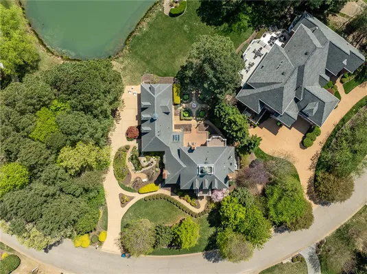 Property Slideshow image 3 of 70 | 2901 kitchums pond rd, Williamsburg, VA, 23185