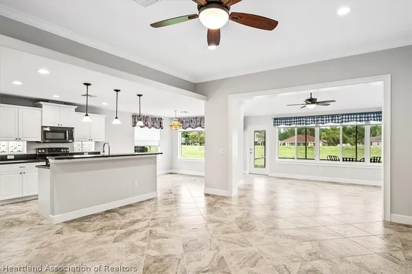 Property Slideshow image 2 of 49 | 5076 birkdale dr, Avon Park, FL, 33825