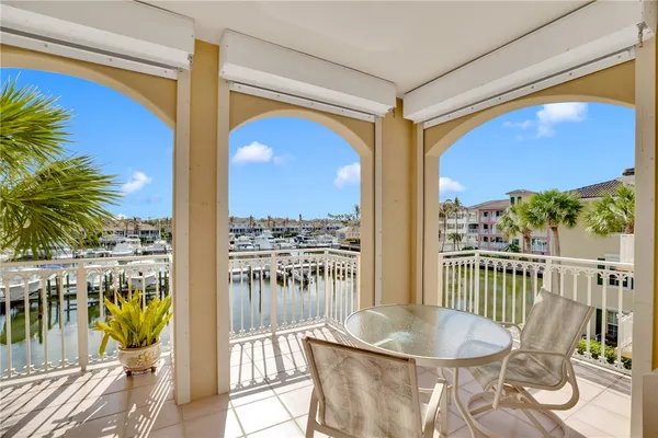 Property Slideshow image 3 of 36 | 5540 n harbor village dr 305, Vero Beach, FL, 32967