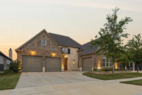 Property Slideshow image 2 of 40 | 8113 isle of skye, The Colony, TX, 75056