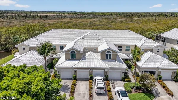 Property Slideshow image 2 of 40 | 4655 hawks nest way 202, Naples, FL, 34114