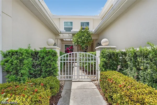Property Slideshow image 3 of 40 | 4655 hawks nest way 202, Naples, FL, 34114