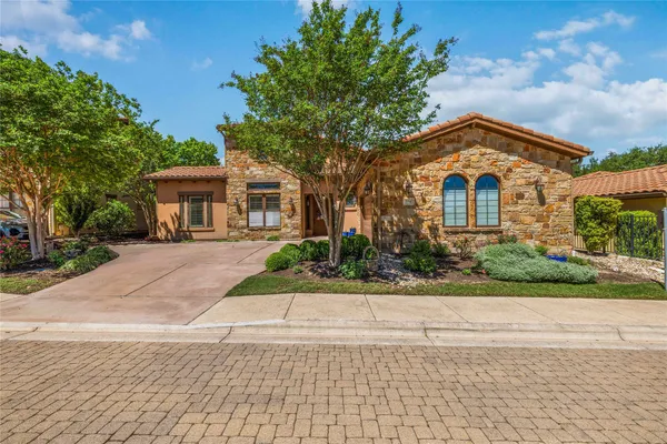 Property Slideshow image 2 of 37 | 204 belforte ave, Austin, TX, 78734