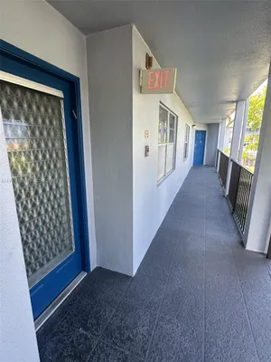 Property Slideshow image 3 of 13 | 800 sw 125th way 311o, Pembroke Pines, FL, 33027