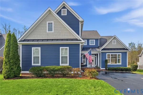 Property Slideshow image 2 of 44 | 7023 benhall cir, Glen Allen, VA, 23059