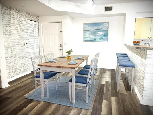 Property Slideshow image 3 of 14 | 8050 n nob hill rd 105, Tamarac, FL, 33321