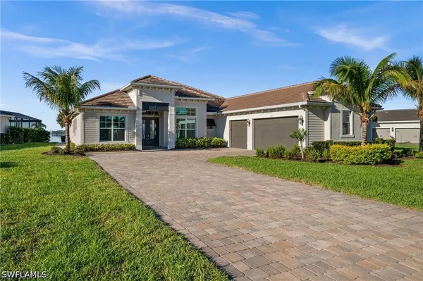 Property Slideshow image 2 of 49 | 14352 blue bay cir, Fort Myers, FL, 33913
