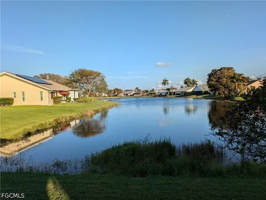 Property Slideshow image 2 of 19 | 104 fleur de lis ln, Naples, FL, 34112