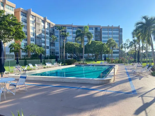 Property Slideshow image 3 of 25 | 1200 saint charles pl 321, Pembroke Pines, FL, 33026
