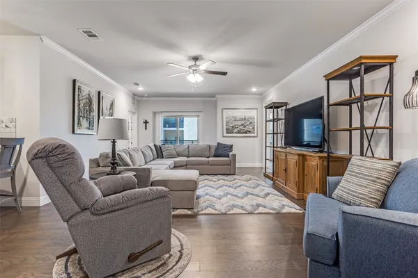 Property Slideshow image 3 of 29 | 651 n watters rd 1206, Allen, TX, 75013