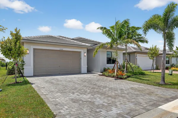 Property Slideshow image 3 of 101 | 12522 sw emerald estuary ter, Port St Lucie, FL, 34987