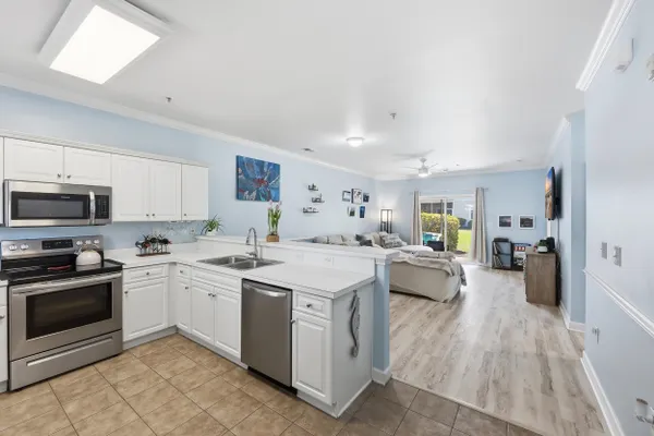 Property Slideshow image 3 of 31 | 805 crumpet ct 1157, Myrtle Beach, SC, 29579