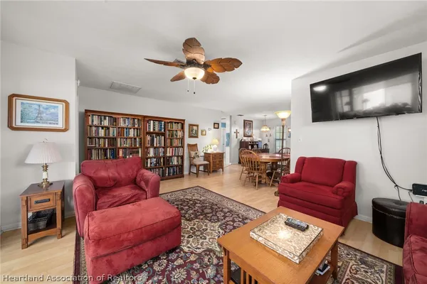 Property Slideshow image 3 of 50 | 2 indigo dr, Lake Placid, FL, 33852