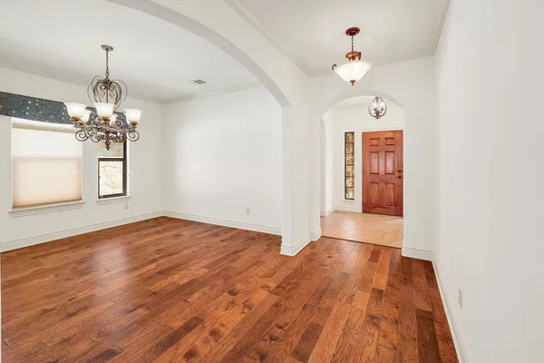 Property Slideshow image 3 of 40 | 5105 big bend trl, Georgetown, TX, 78633