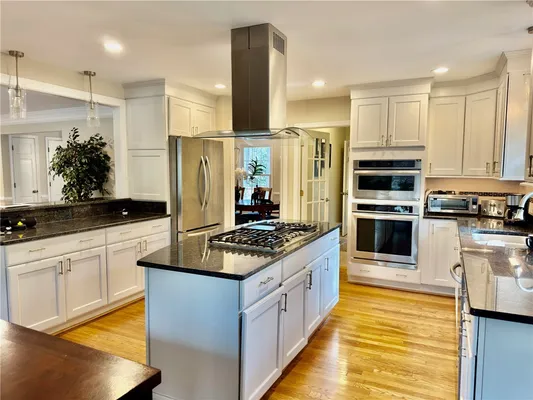 Property Slideshow image 3 of 3 | 105 james longstreet, Williamsburg, VA, 23185