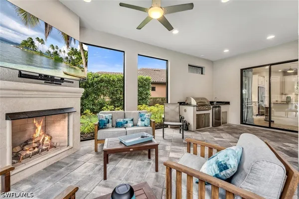 Property Slideshow image 3 of 22 | 9622 campanile cir, Naples, FL, 34114