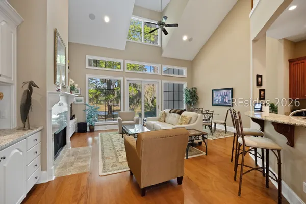 Property Slideshow image 3 of 25 | 266 berwick dr, Hilton Head Island, SC, 29926