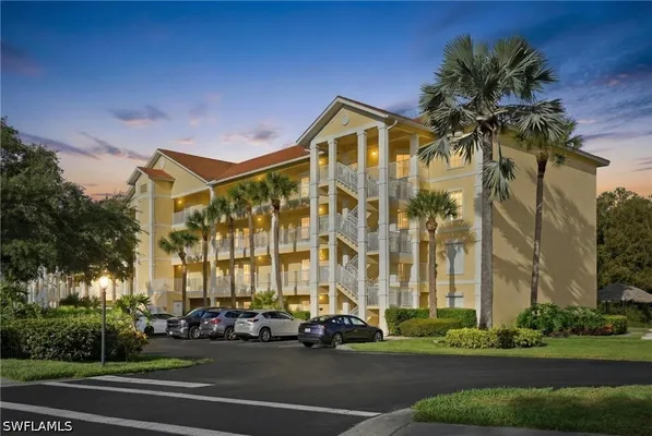 Property Slideshow image 2 of 50 | 9175 celeste dr 204, Naples, FL, 34113