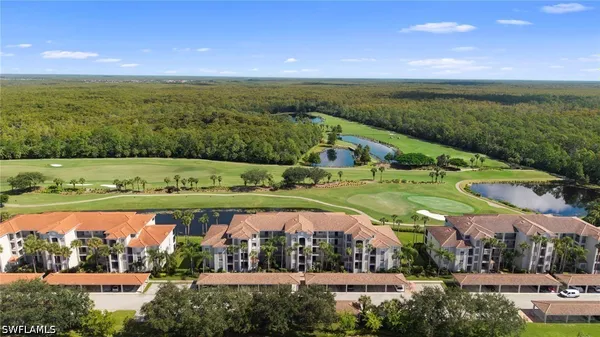 Property Slideshow image 2 of 50 | 10345 heritage bay blvd 2036, Naples, FL, 34120