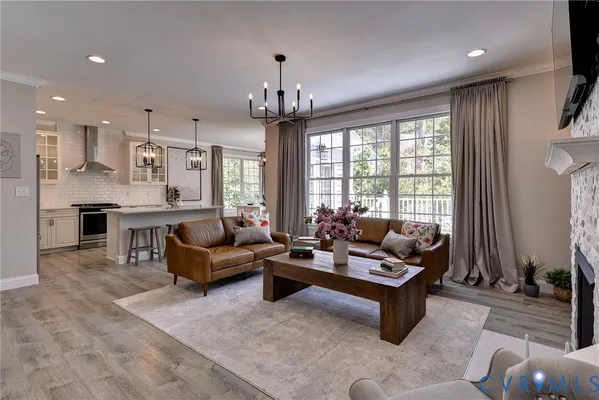 Property Slideshow image 3 of 23 | 126 hollinwell, Williamsburg, VA, 23188