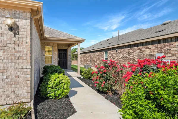 Property Slideshow image 3 of 37 | 517 rockport st, Georgetown, TX, 78633
