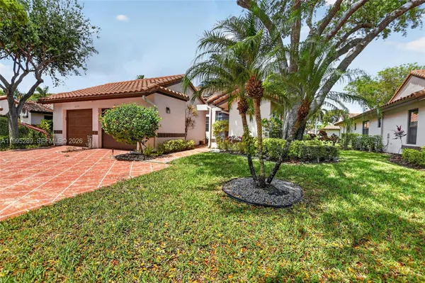 Property Slideshow image 3 of 99 | 6141 sunny pointe cir, Delray Beach, FL, 33484