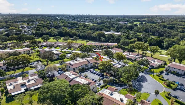 Property Slideshow image 2 of 40 | 21810 cypress cir 26b, Boca Raton, FL, 33433