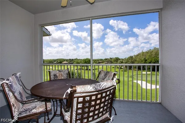Property Slideshow image 2 of 48 | 10453 washingtonia palm way 3343, Fort Myers, FL, 33966