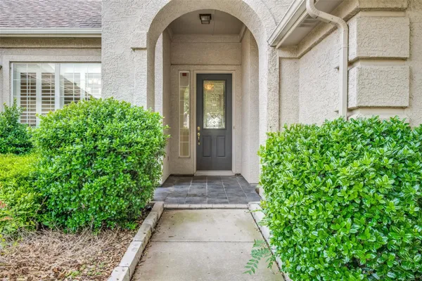 Property Slideshow image 3 of 39 | 9716 amber ct, Denton, TX, 76207