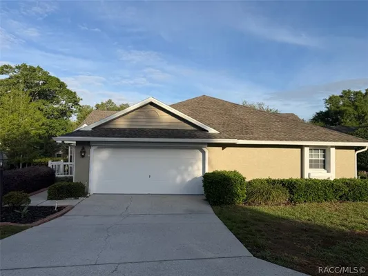 Property Slideshow image 2 of 24 | 1672 n foxboro loop, Crystal River, FL, 34429
