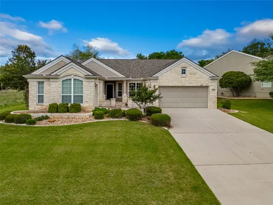 Property Slideshow image 2 of 38 | 214 summit st, Georgetown, TX, 78633