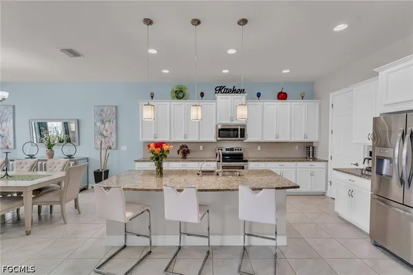 Property Slideshow image 3 of 40 | 3596 avenida del vera, North Fort Myers, FL, 33917