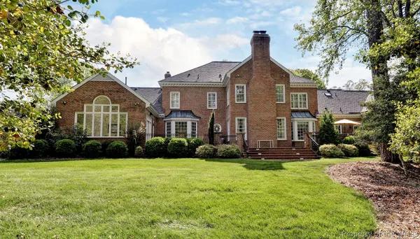 Property Slideshow image 2 of 50 | 3005 e whittaker close, Williamsburg, VA, 23185