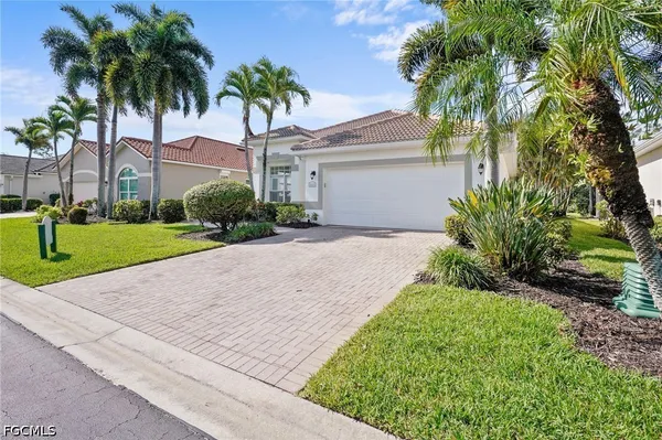 Property Slideshow image 2 of 43 | 14418 devington way, Fort Myers, FL, 33912