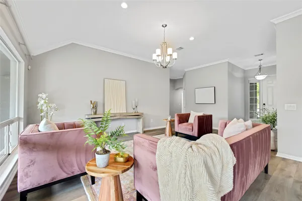 Property Slideshow image 3 of 36 | 10013 countryside dr, Denton, TX, 76207